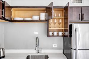 Edgewater 1br w gym deck lounge nr L CHI-918