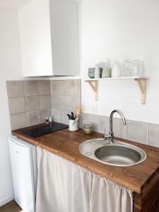 Appartements STUDIOS Neufs - COEUR de Barcelonnette - Parking prive : photos des chambres