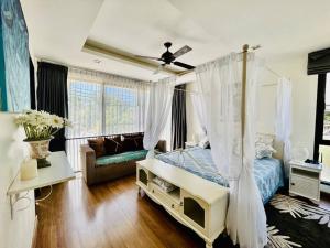 Country club townhouse