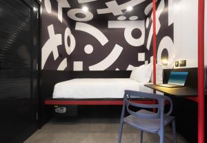 Boxo Diani - Unique Beach Front Container Eco-Hotel