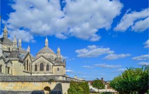 Maisons de vacances Beautiful home in Atur with Outdoor swimming pool, WiFi and 3 Bedrooms : photos des chambres