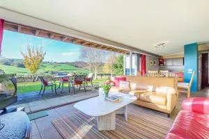 The Shippen - Membury