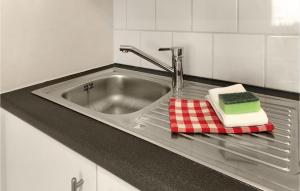 Lovely Apartment In Oostende With Wifi