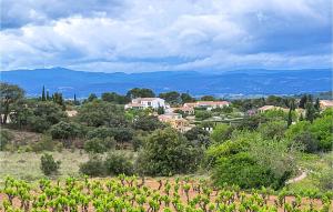 Maisons de vacances Amazing Home In Escales With 2 Bedrooms : photos des chambres