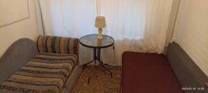 Kambario nuoma namelyje