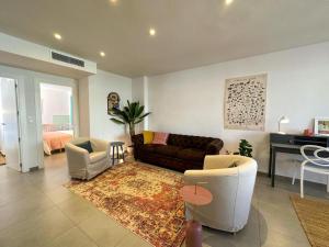 Appartement met privé dakterras 50 meter van zee in Javea!