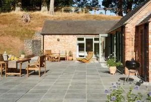 Woodland Retreat - Dunstall