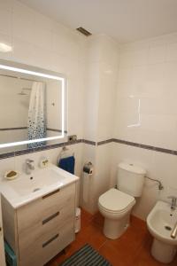 Casa a 400m de playa, 3 habitaciones, 2 baños y jardín
