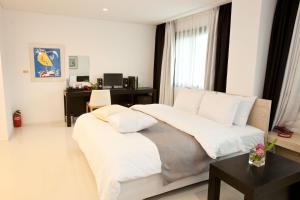 Phòng Premium Giường đôi (Premium Double Room)