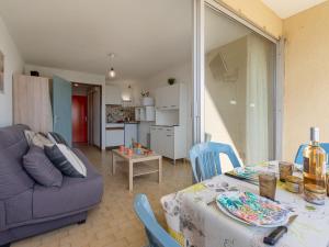 Studio Los Amigos-6 by Interhome