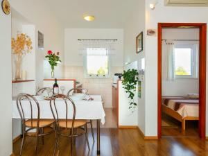 Apartment Andjelka by Interhome