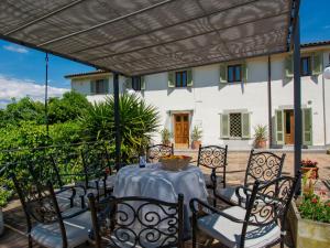 Holiday Home LAmorosa by Interhome