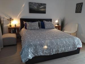 Aqua Apt Sunrise & Sea Views