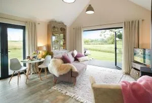 Broomers Barn - Brimfield