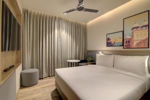 7 Apple Hotel Pratap Nagar