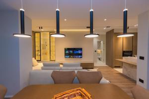 DioraS Hotel and Apartments