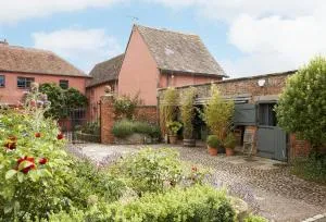 Elinor Fettiplace - Redmarley DʼAbitot