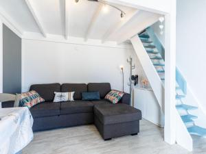 Holiday Home Les Palmyriennes-3 by Interhome