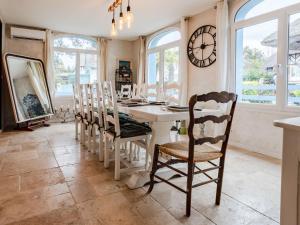 Holiday Home La Villa bleue by Interhome