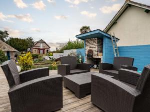 Maisons de vacances Holiday Home La Villa bleue by Interhome : photos des chambres