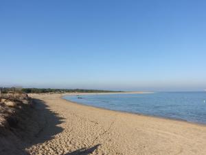 Maisons de vacances Holiday Home Les Salines by Interhome : photos des chambres