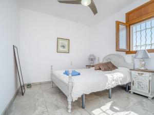 Holiday Home Cala by Interhome