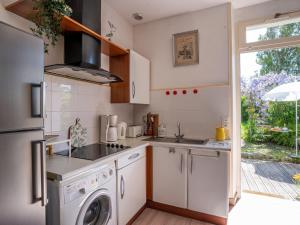 Holiday Home La Pierre Fleurie by Interhome