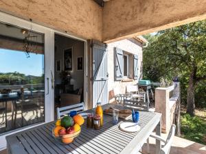 Maisons de vacances Holiday Home Le petit cabanon gris by Interhome : photos des chambres