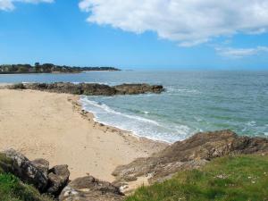 Maisons de vacances Holiday Home Charme de la plage du Moulin by Interhome : photos des chambres