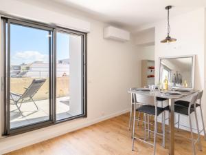 Apartment Claire-4 by Interhome