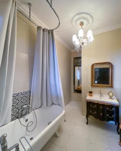 B&B / Chambres d'hotes Le 215 Gambetta boutique hotel en Provence : photos des chambres