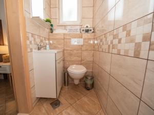 Holiday Home Kuća Luka by Interhome