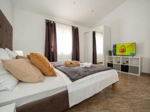 Holiday Home Kuća Luka by Interhome