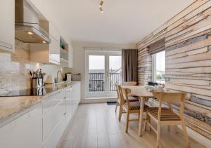 Salt Air - 9 Seafield