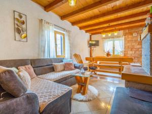 Holiday Home Bazak by Interhome