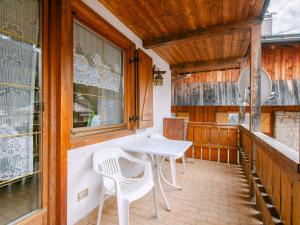 Apartment Appartamento Crepaz by Interhome