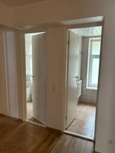 KAUNO JACHTKLUBAS Baltosios Burės