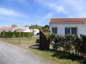 Maisons de vacances Maison Saint-Hilaire-de-Riez, 3 pieces, 6 personnes - FR-1-224-402 : photos des chambres