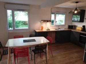 Appartements 62 m2 Rez de jardin, terrasse , 6 lits et parking : photos des chambres