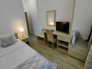 Small Single Room room in Hotel N