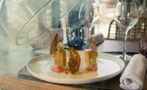 Hotels Hotel Restaurant Le Grand Large - Face a la plage - Ile de Re : photos des chambres
