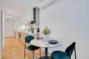 Tranquil 1B Southbank apt next to Garden #BO06