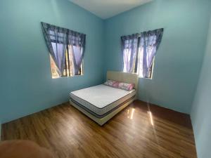 Family PCB Homestay