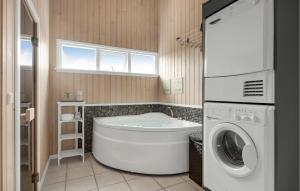 Gorgeous Home In Tarm With Wifi