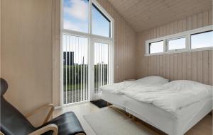 Gorgeous Home In Tarm With Wifi