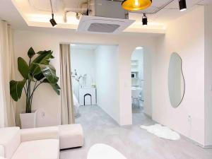 Near Hongik University Station Suite Room