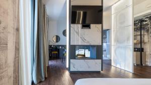 Suite with Spa Access