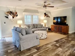 Fin N Feather - Sleeps 6 - Steinhatchee