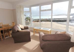 3 Wharf House The Wharf