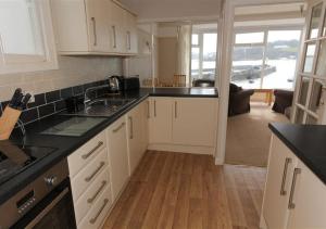 3 Wharf House The Wharf